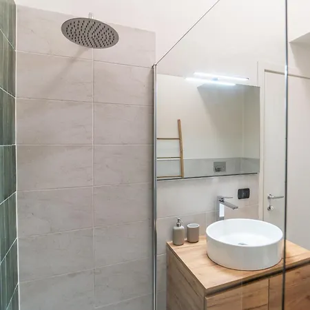 Modern With Parking, Wi-fi & Smarttv Apartman *