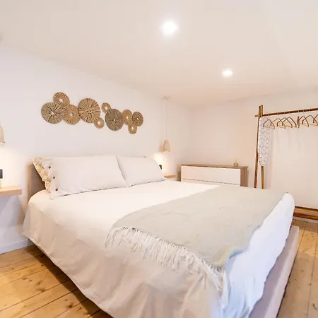 Apartman Modern With Parking, Wi-fi & Smarttv