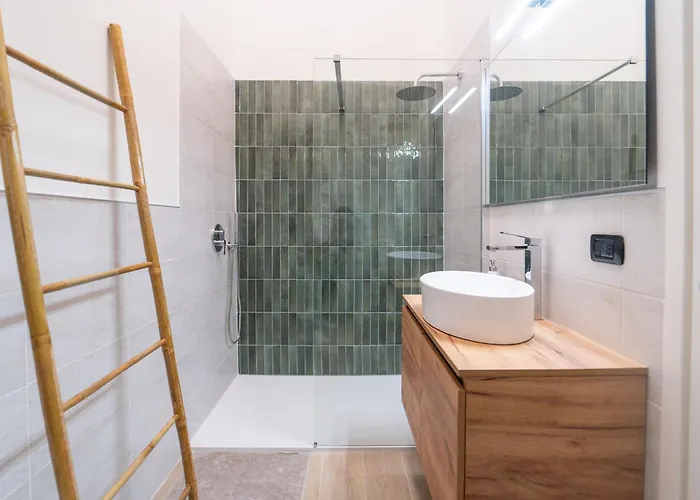 Modern With Parking, Wi-fi & Smarttv