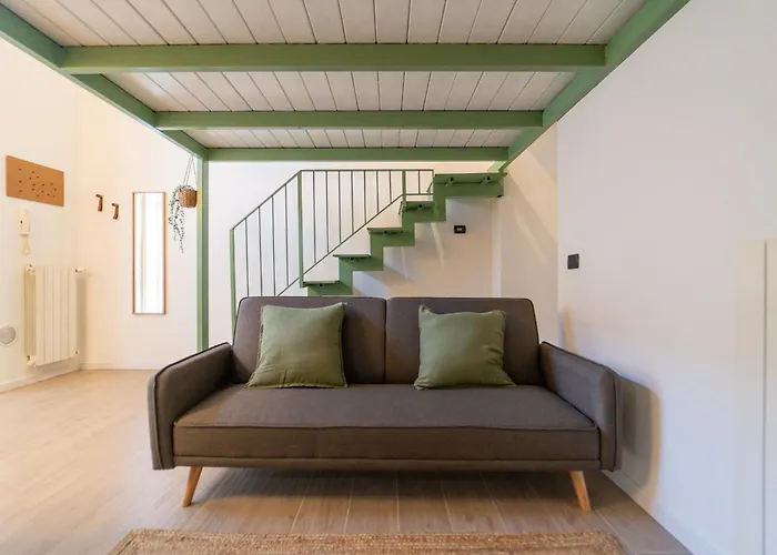 Modern With Parking, Wi-fi & Smarttv Апартаменты Комо