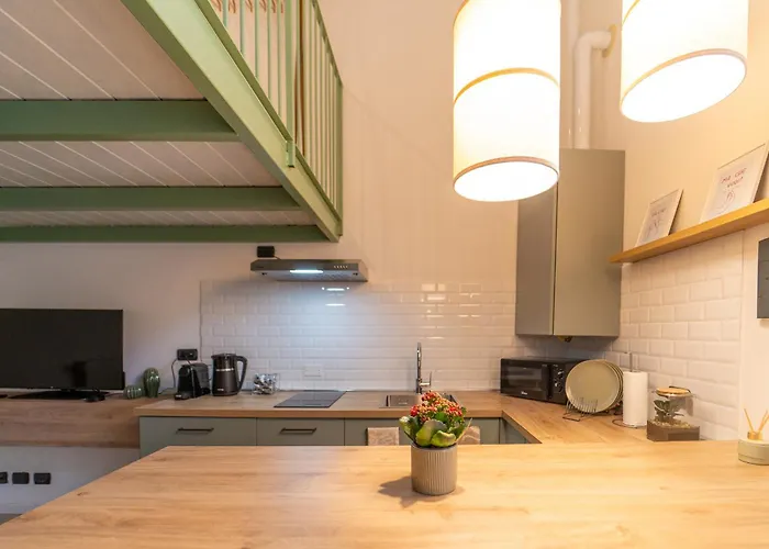 Modern With Parking, Wi-fi & Smarttv Apartment