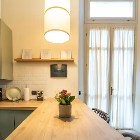 Modern With Parking, Wi-fi & Smarttv Διαμέρισμα *