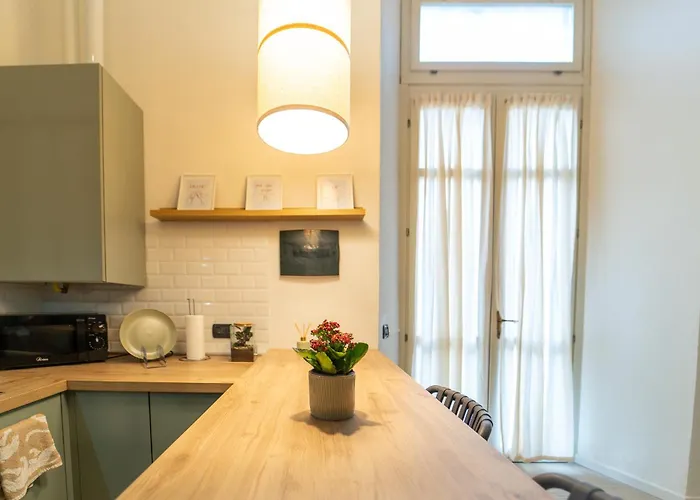 Modern With Parking, Wi-fi & Smarttv Διαμέρισμα *